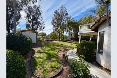 25455 Knollwood Drive, Murrieta, CA 92563 - Photo 29