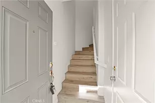 25178 Meadow Walk St, Murrieta, CA 92562 - Photo 7