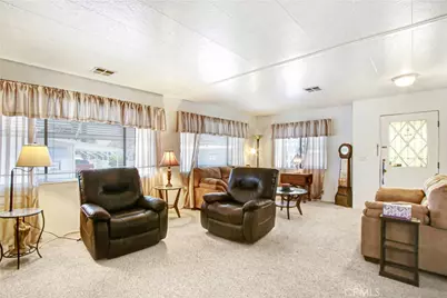 575 Lyon, Hemet, CA 92543 - Photo 5