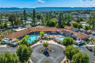 38215 Via Tafffia, Murrieta, CA 92563 - Photo 7