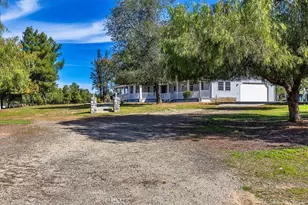 23100 Rolling Meadows Dr, Perris, CA 92570 - Photo 7