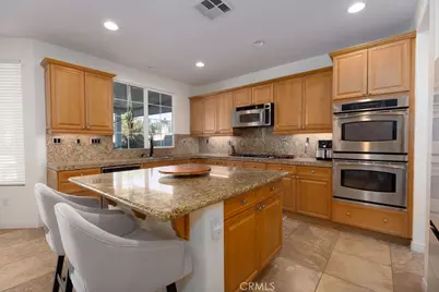 63 Volta Del Tintori, Lake Elsinore, CA 92532 - Photo 5