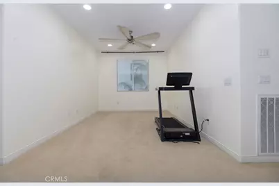 63 Volta Del Tintori, Lake Elsinore, CA 92532 - Photo 13