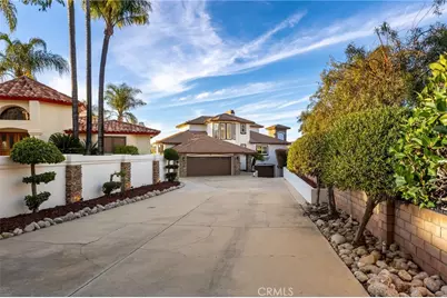 22250 Village Way, Canyon Lake, CA 92587 - Photo 3