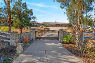 37527 La Encina Cir, Murrieta, CA 92562 - Photo 3
