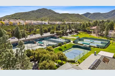 38260 Oaktree, Murrieta, CA 92562 - Photo 55