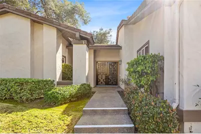 38260 Oaktree, Murrieta, CA 92562 - Photo 3