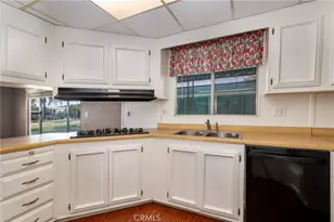 26032 Highland Palm Dr, Homeland, CA 92548 - Photo 9