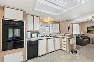 5001 W Florida Ave, Hemet, CA 92545 - Photo 13