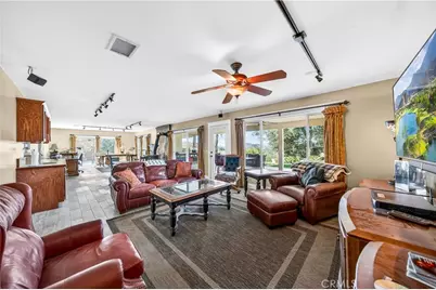 33620 Oak Drive, Hemet, CA 92544 - Photo 25