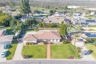 5651 Magnolia Ave, Rialto, CA 92377 - Photo 33