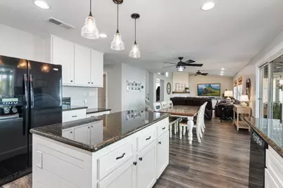 32848 Freesia, Temecula, CA 92592 - Photo 11