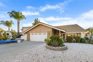 30249 Point Marina Dr, Canyon Lake, CA 92587 - Photo 3
