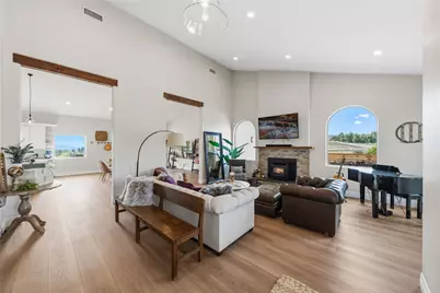 38125 Camino Sierra, Temecula, CA 92592 - Photo 9