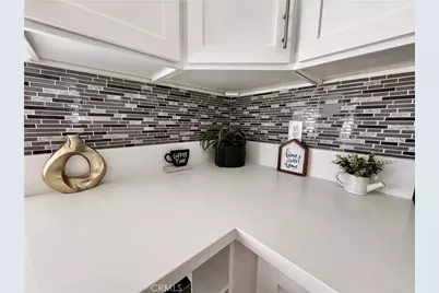 831 W Cerritos, Rialto, CA 92376 - Photo 17