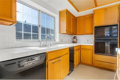 22811 Cove View, Canyon Lake, CA 92587 - Photo 15