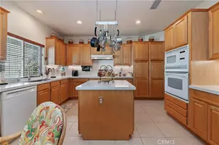 24178 Via Llano, Murrieta, CA 92562 - Photo 17