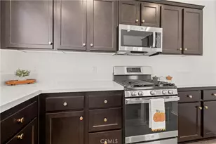 29562 Winterstorm Ct, Winchester, CA 92596 - Photo 9