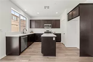 29562 Winterstorm Ct, Winchester, CA 92596 - Photo 7