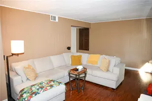 2216 El Capitan Dr, Riverside, CA 92506 - Photo 5