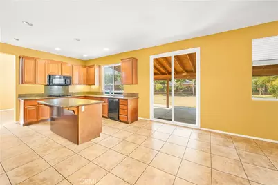 1721 Caseros, San Jacinto, CA 92582 - Photo 9