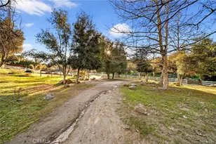 40833 Calle Bandido, Murrieta, CA 92562 - Photo 65