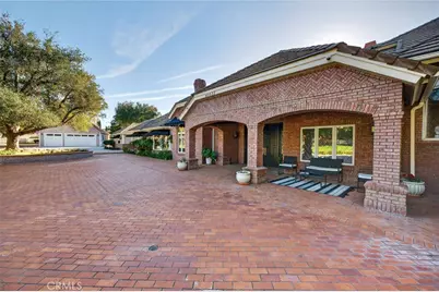 40833 Calle Bandido, Murrieta, CA 92562 - Photo 11