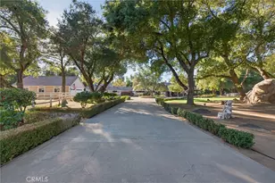 40833 Calle Bandido, Murrieta, CA 92562 - Photo 5