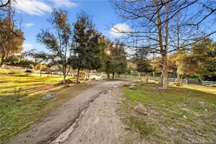 40833 Calle Bandido, Murrieta, CA 92562 - Photo 65