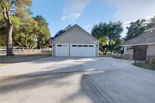 40833 Calle Bandido, Murrieta, CA 92562 - Photo 7