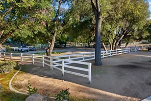 40833 Calle Bandido, Murrieta, CA 92562 - Photo 5