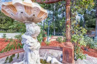 16280 Whispering Spur Street, Riverside, CA 92504 - Photo 19