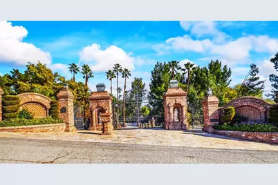 16280 Whispering Spur Street, Riverside, CA 92504 - Photo 3