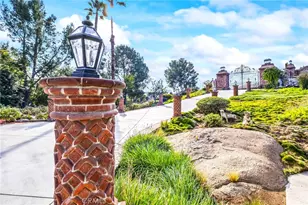 16280 Whispering Spur St, Riverside, CA 92504 - Photo 9