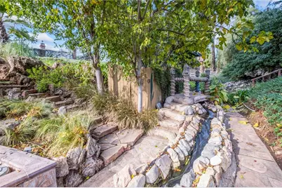 16280 Whispering Spur Street, Riverside, CA 92504 - Photo 11