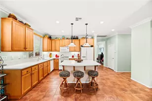 400 Bjorn Ct, Hemet, CA 92545 - Photo 3