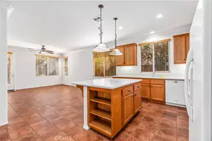 400 Bjorn Ct, Hemet, CA 92545 - Photo 9