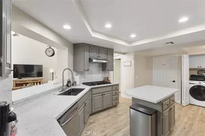 38574 Lochinvar Court, Murrieta, CA 92562 - Photo 11