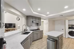 38574 Lochinvar Ct, Murrieta, CA 92562 - Photo 11