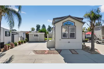 910 Deerwood, San Jacinto, CA 92583 - Photo 1