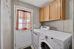 1445 W Florida, Hemet, CA 92543 - Photo 13