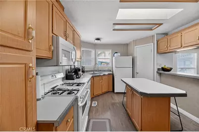 1445 W Florida #78, Hemet, CA 92543 - Photo 11