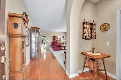 23832 Barberry, Murrieta, CA 92562 - Photo 5