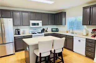 37210 Moon Beam Ct, Murrieta, CA 92563 - Photo 11