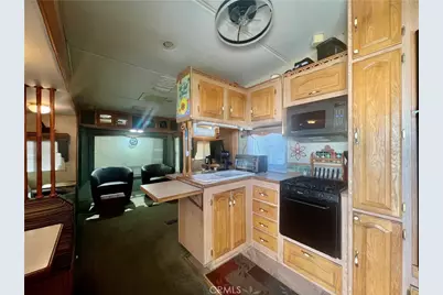 1295 S Cawston, Hemet, CA 92545 - Photo 5