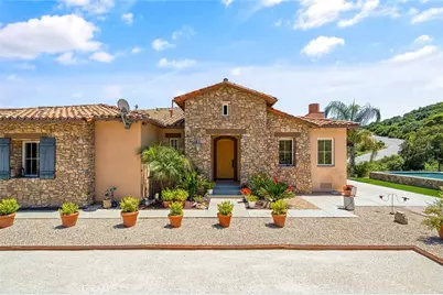 36505 Calle De Lobo, Murrieta, CA 92562 - Photo 5