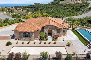 36505 Calle De Lobo, Murrieta, CA 92562 - Photo 3