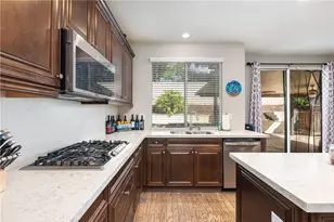 35594 Porcelain Ct, Winchester, CA 92596 - Photo 11