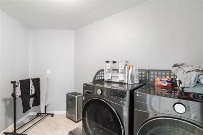 35594 Porcelain Court, Winchester, CA 92596 - Photo 17