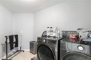 35594 Porcelain Ct, Winchester, CA 92596 - Photo 17